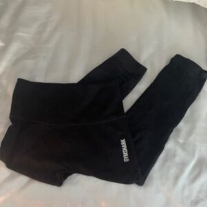 women’s gymshark cropped black compression leggings